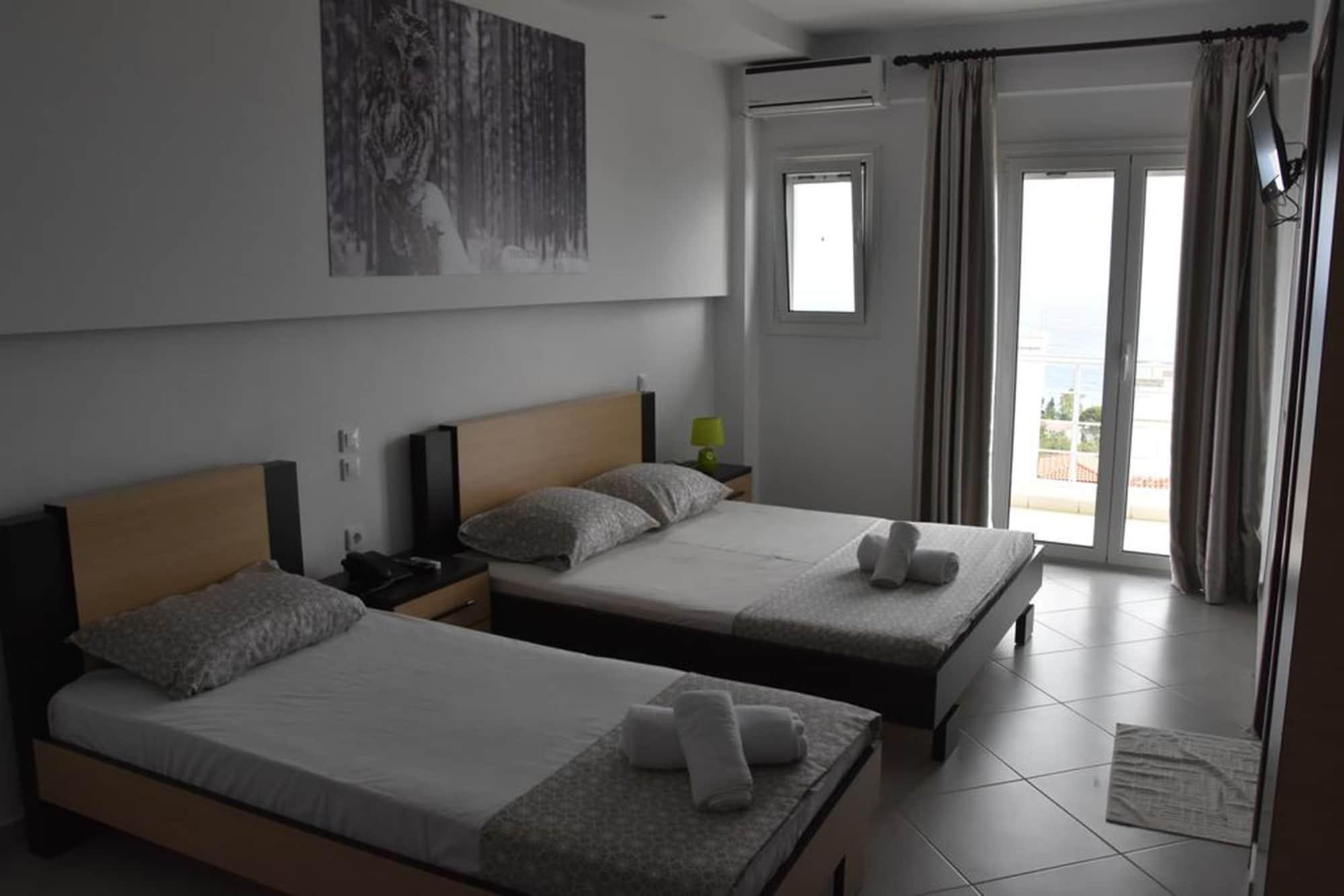 Blue Boutique Hotel Dhermi Ngoại thất bức ảnh