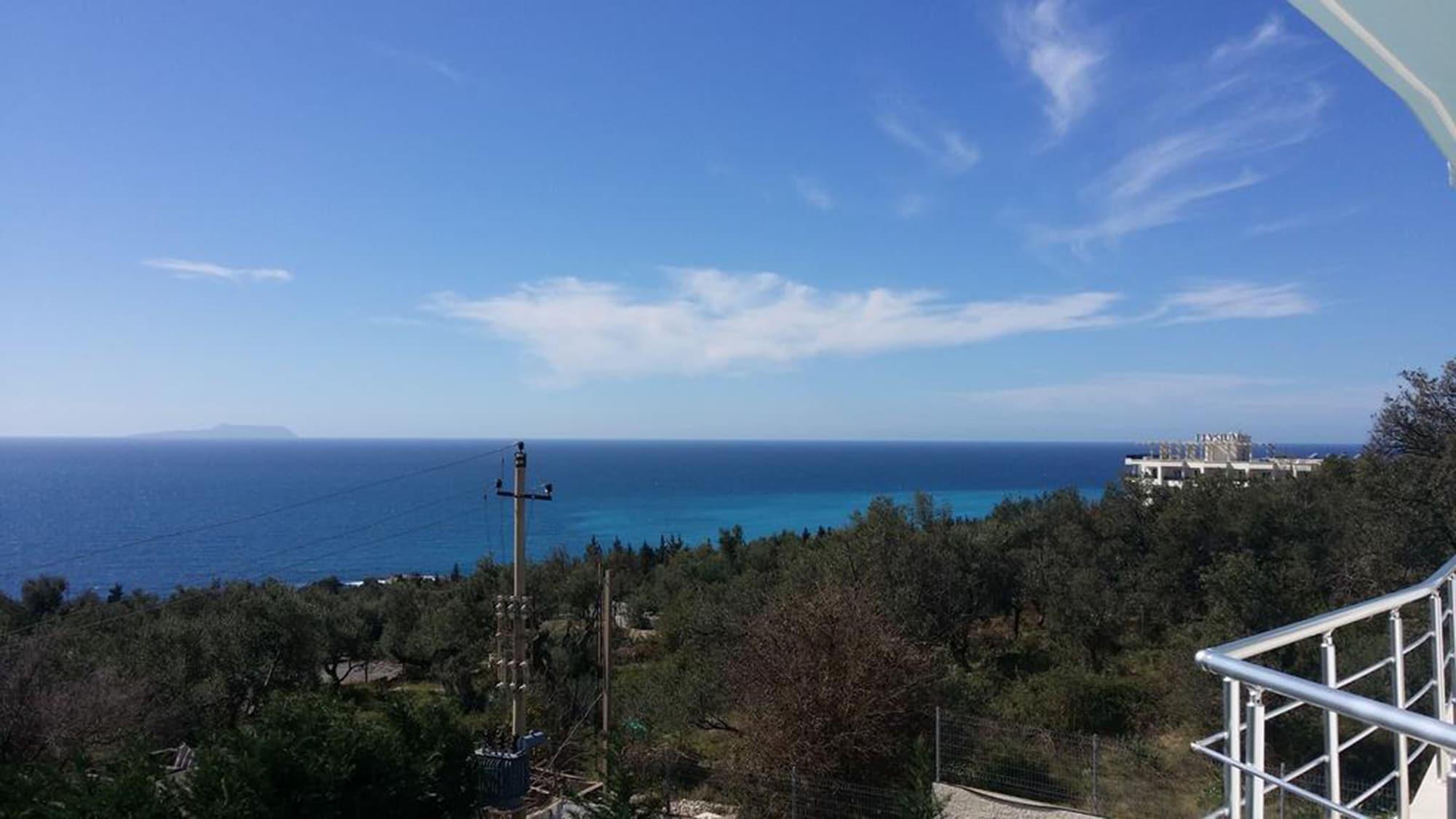 Blue Boutique Hotel Dhermi Ngoại thất bức ảnh