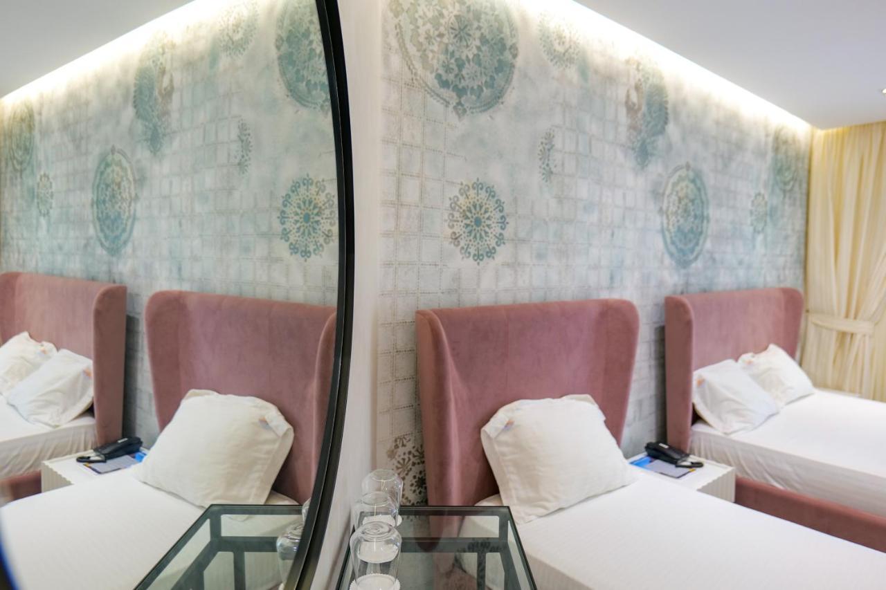 Blue Boutique Hotel Dhermi Ngoại thất bức ảnh