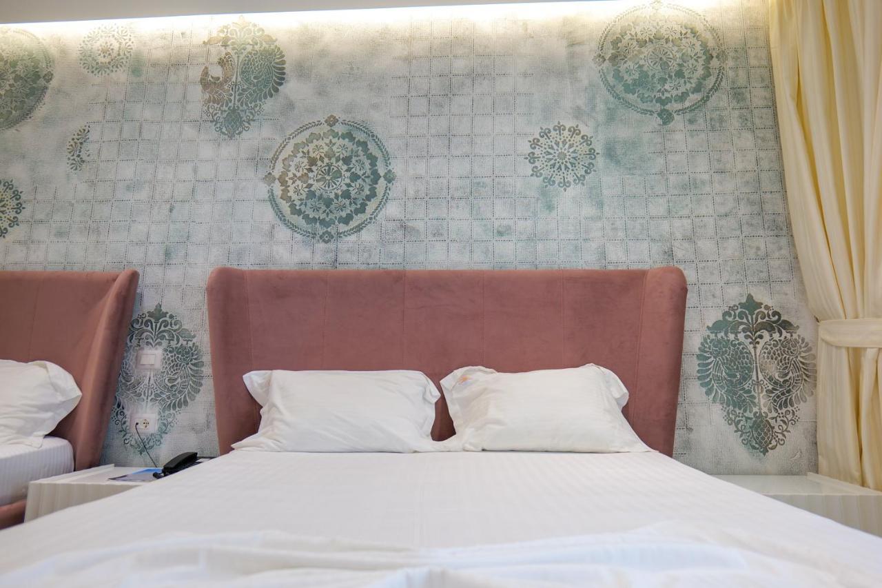 Blue Boutique Hotel Dhermi Ngoại thất bức ảnh